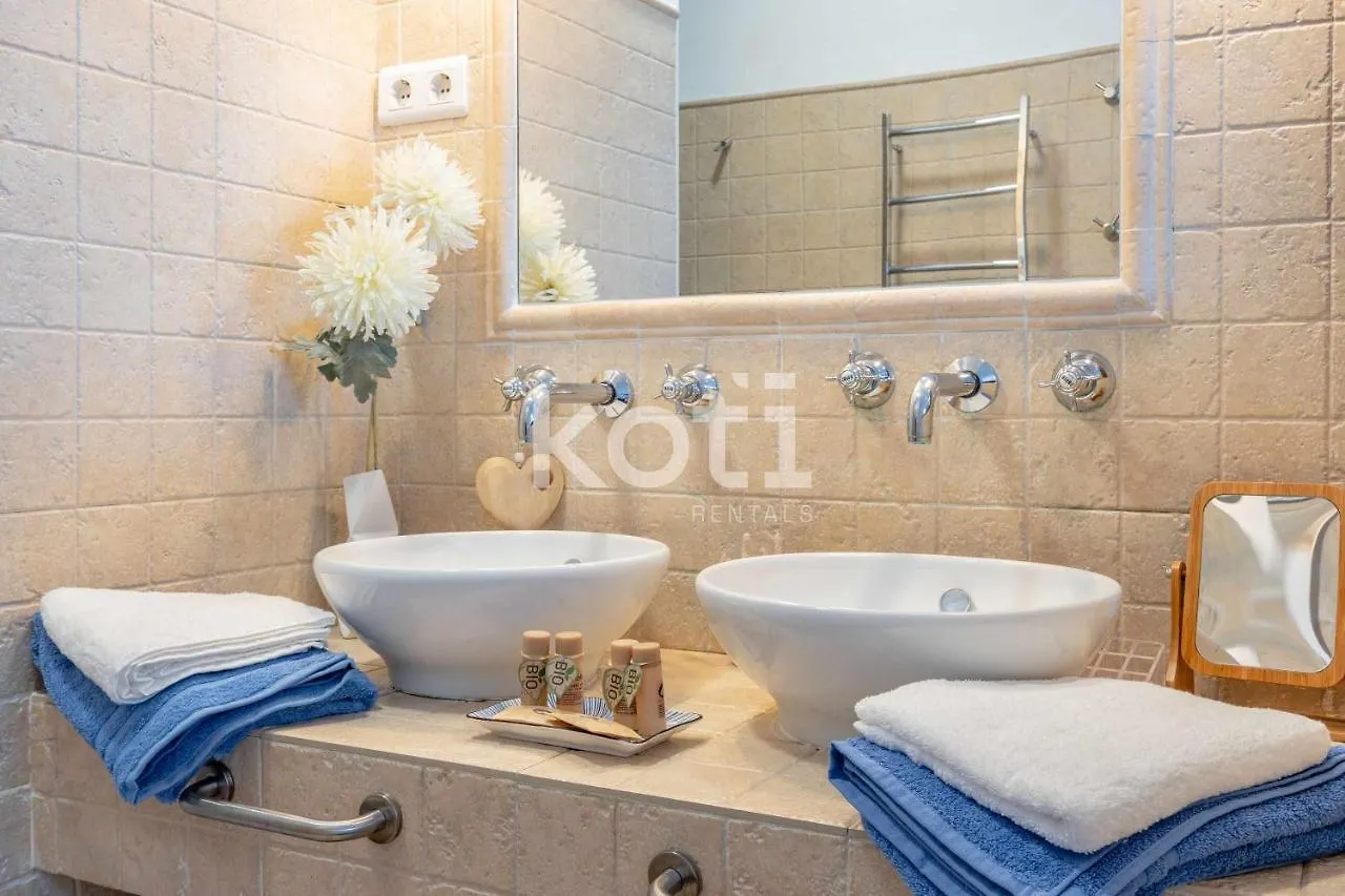 Apartamento Koti Rentals - Albatros Benalmádena España